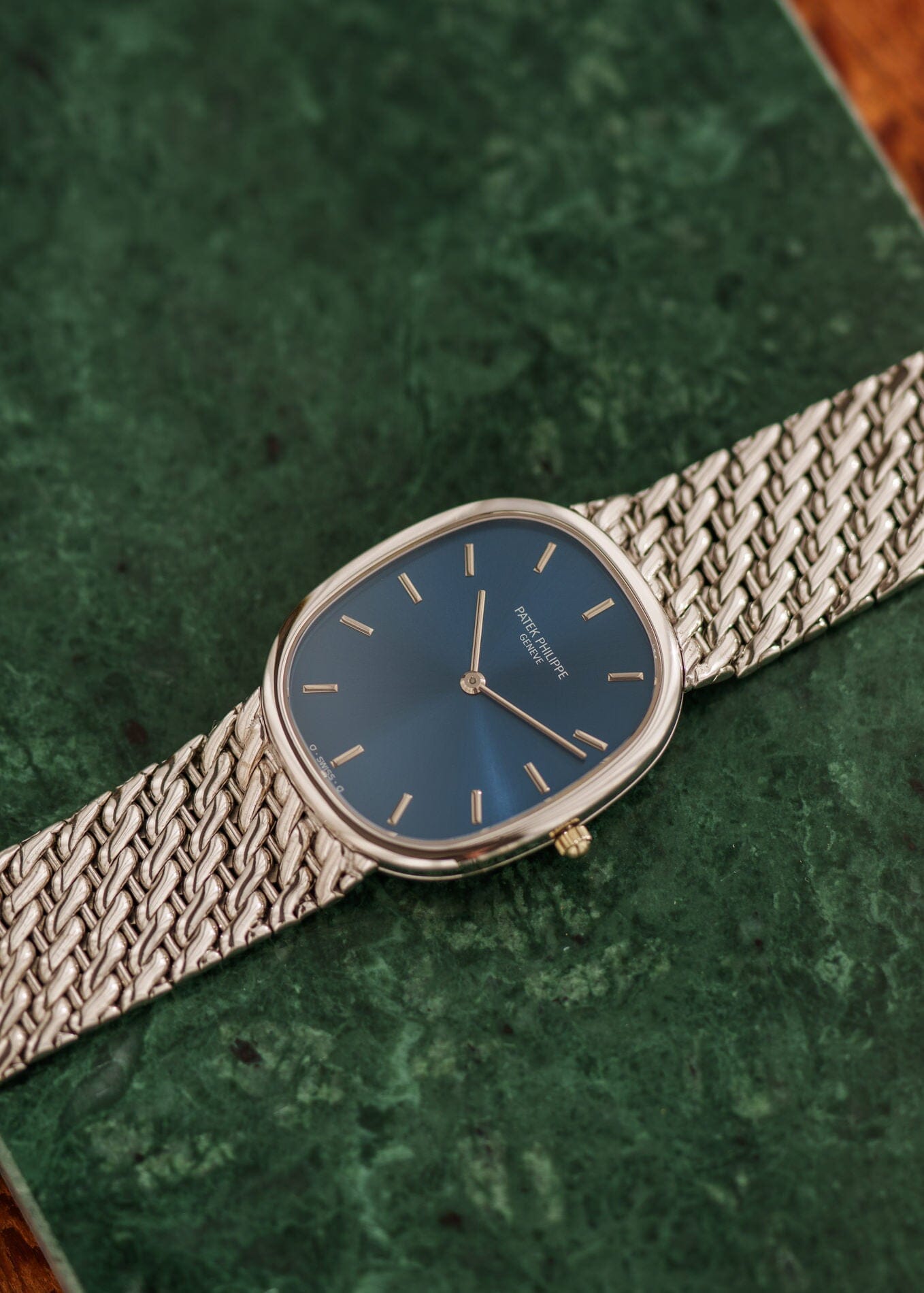 Relógio Patek PhiIlippe Golden Ellipse