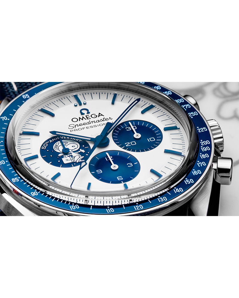 Speedmaster Série de aniversário Snoopy Award (42 mm, aço em bracelete de tecido de nylon revestido) +Caixa e Certificado