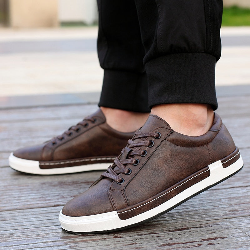 AntoniosVestuário Sapatos de Camurça Castanha Masculina