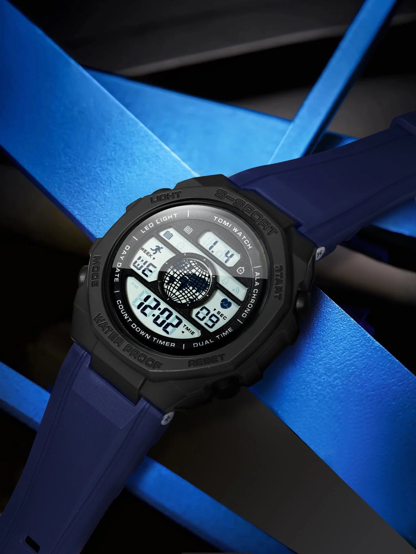 TOMI New Night Light Digital Men Electronic Watch Dual Display Outdoor Waterproof Military Sports Electronic Watch Student Watch
