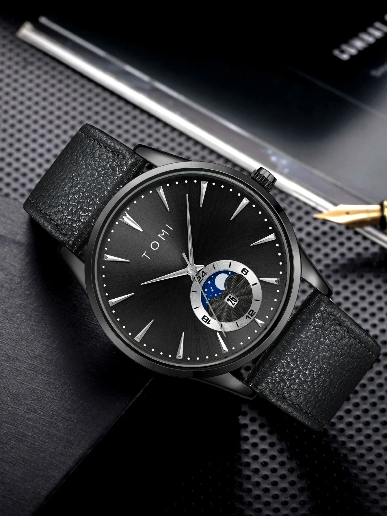 TOMI Men Luxury Leather Strap Watch Business and Leisure Large Dial Calendar Men Quartz Watch Relogio Masculino