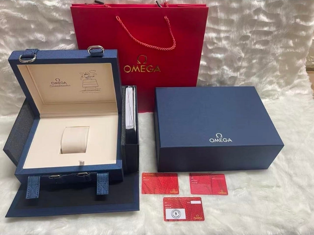 Omega Speedmaster Snoopy 50h Super Clone + Pulseira extra + Maleta Azul