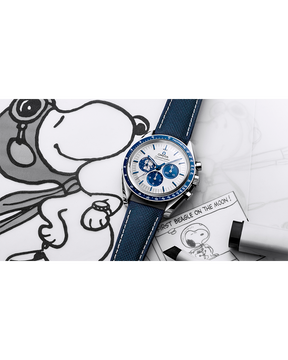 Speedmaster Série de aniversário Snoopy Award (42 mm, aço em bracelete de tecido de nylon revestido) +Caixa e Certificado