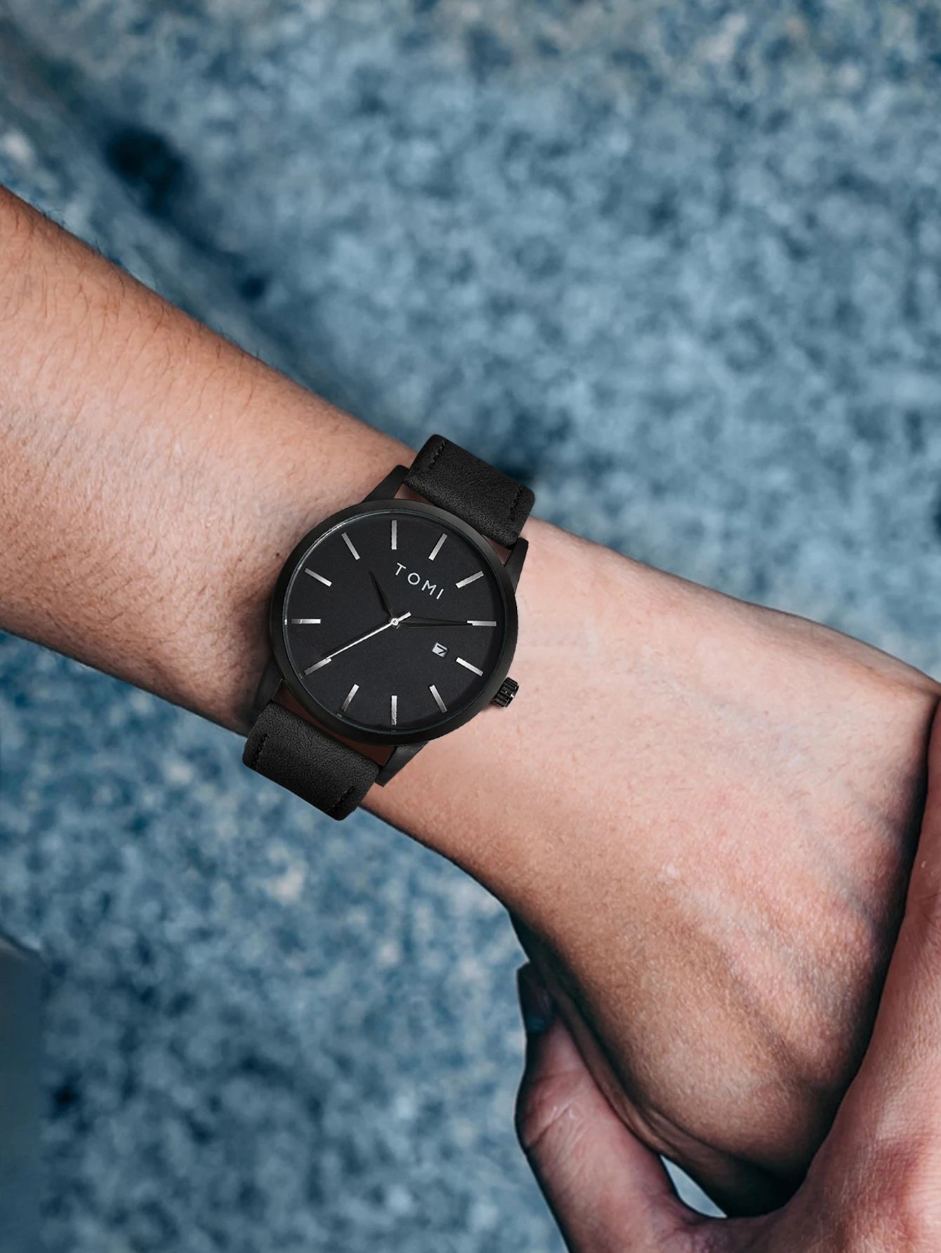 Hot Selling TOMI Men's 4PCS Gift Box Set Watch Minimalist Casual Men's Quartz Watch Tie Clip Sleeve Buckle Clock Gift Relojes