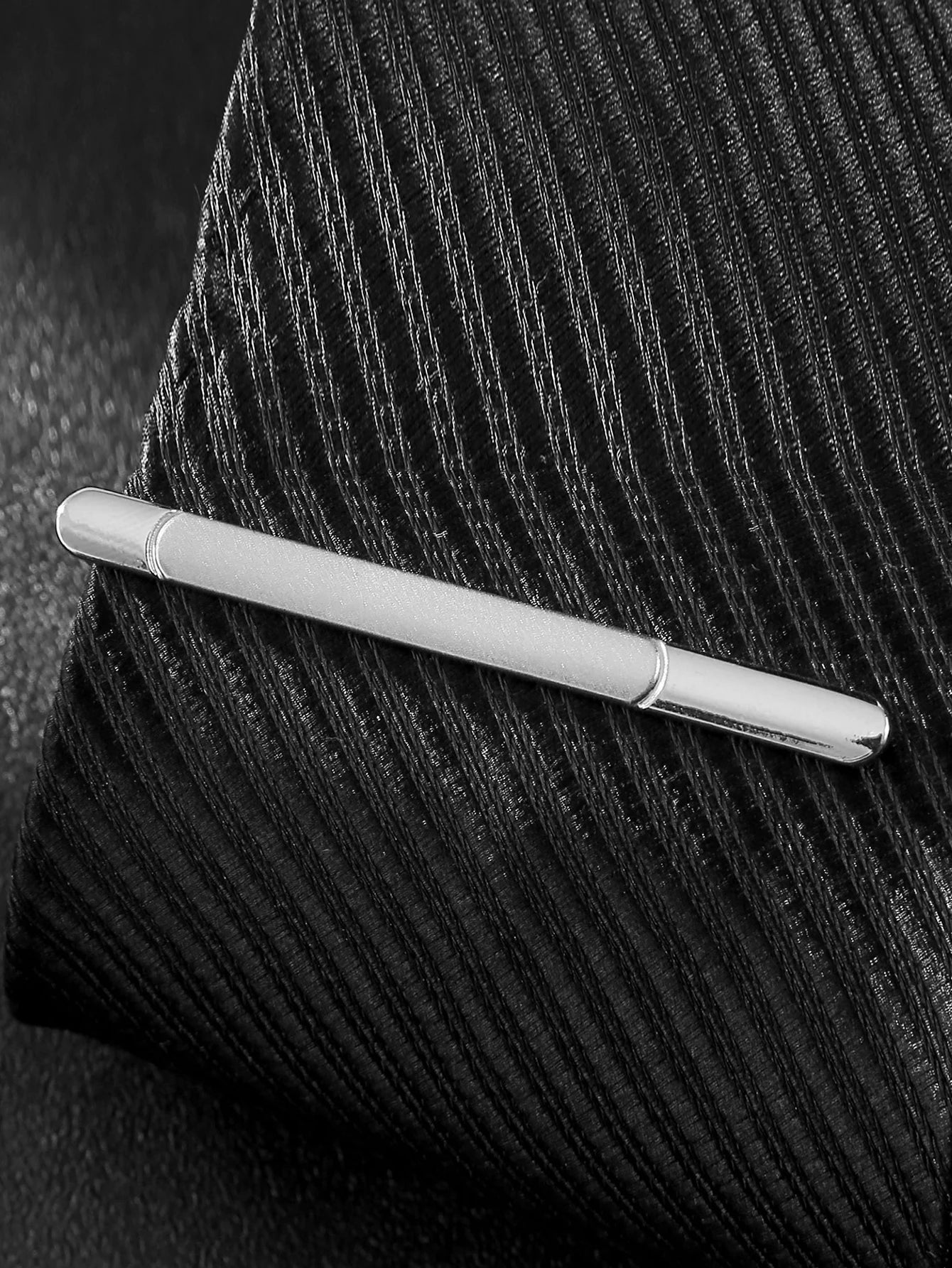 Hot Selling TOMI Men's 4PCS Gift Box Set Watch Minimalist Casual Men's Quartz Watch Tie Clip Sleeve Buckle Clock Gift Relojes
